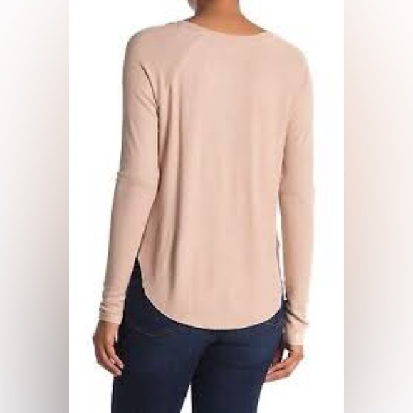 ABOUND Long Sleeve Raglan Tee Waffle Knit In Tan Dale Round Raw Hem sz XS and M. - Picture 2 of 7